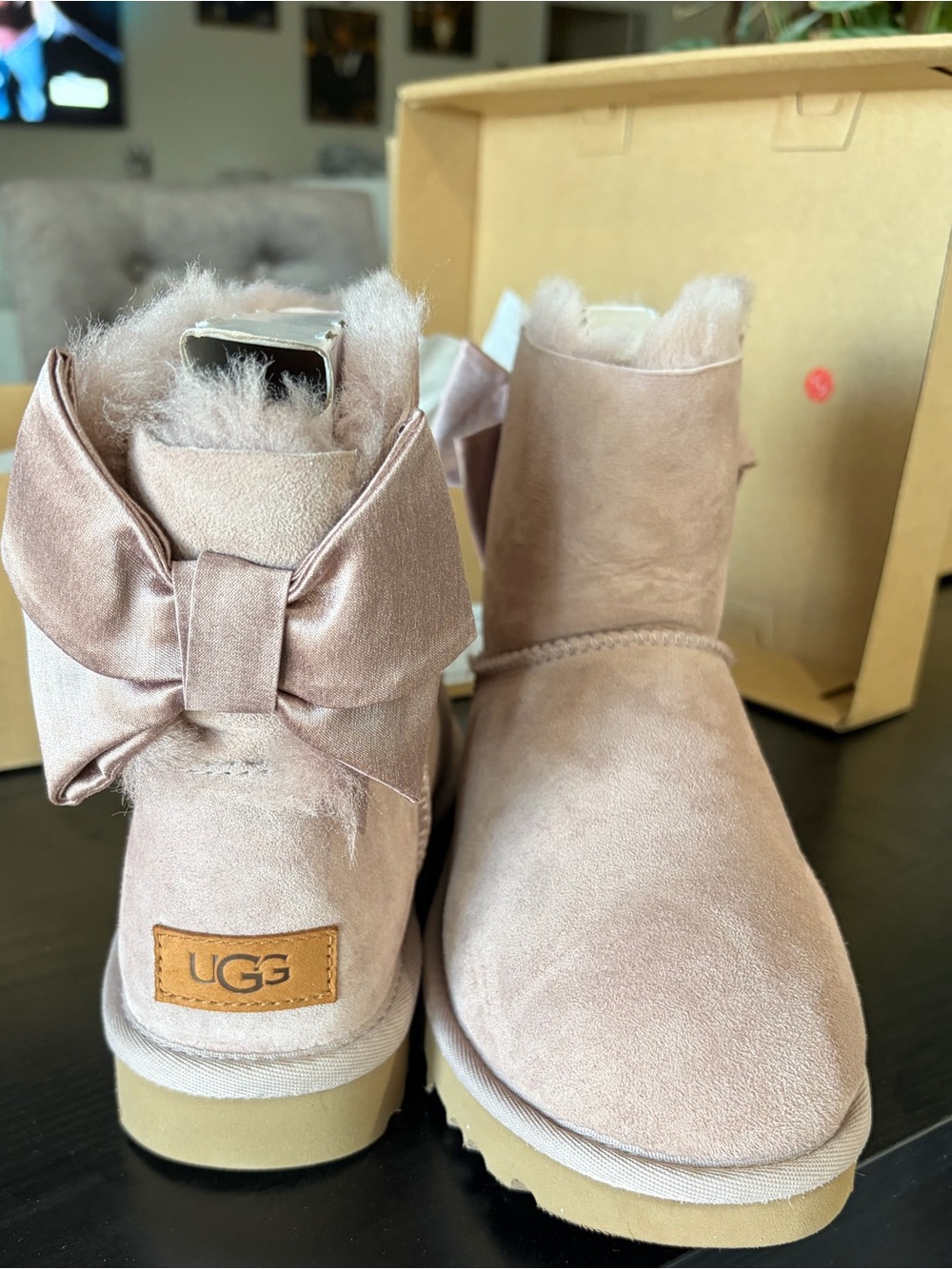 UGG Classic Mini Bow Boot in Blush